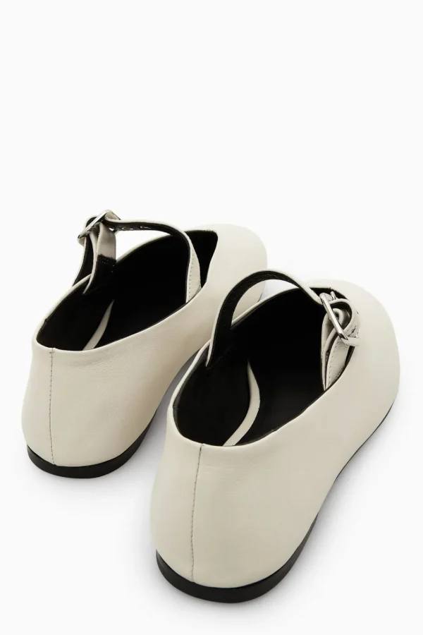 COS BUCKLED BALLET FLATS IVORY Store