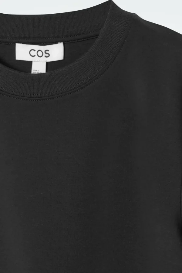 COS CLEAN CUT REGULAR LONG-SLEEVED T-SHIRT BLACK Shop