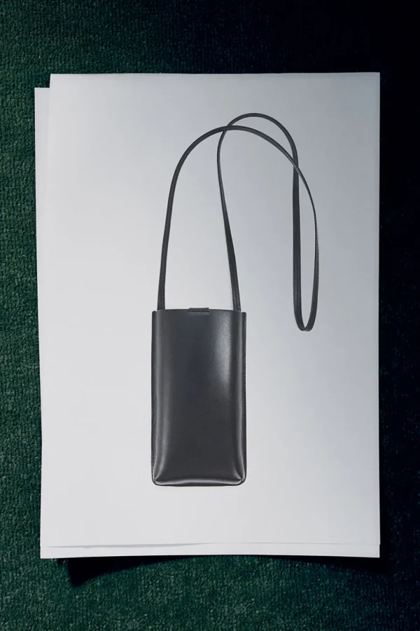 COS CROSSBODY PHONE POUCH - LEATHER BLACK Best Sale