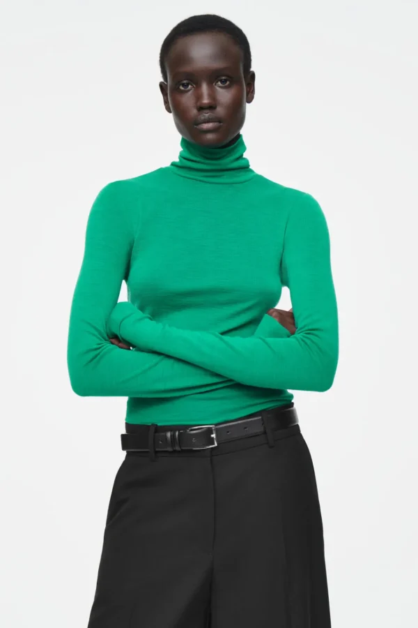 COS MERINO WOOL TURTLENECK TOP GREEN Store