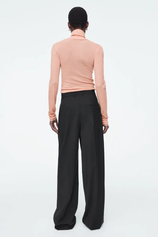 COS MERINO WOOL TURTLENECK TOP APRICOT Shop