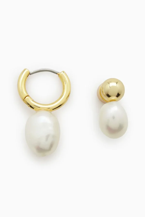 COS MISMATCHED PEARL EARRINGS GOLD Flash Sale