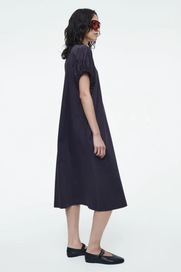 COS OVERSIZED RUCHED-SLEEVE V-NECK DRESS NAVY Best