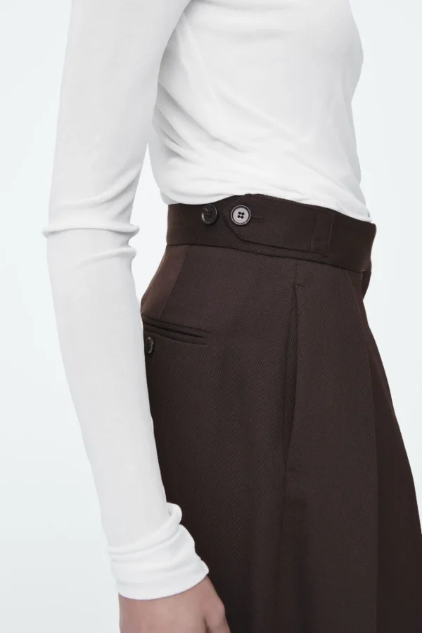 COS PLEATED WOOL-BLEND TAPERED PANTS DARK BROWN Fashion