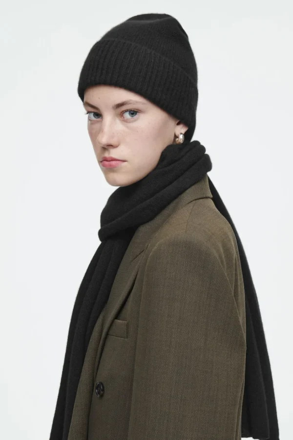 COS PURE CASHMERE SCARF BLACK Store