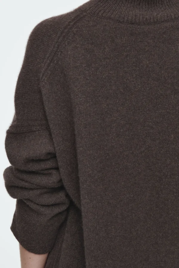 COS PURE CASHMERE TURTLENECK SWEATER DARK BROWN Outlet