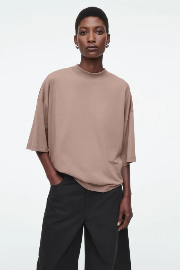 COS REGULAR BOXY MOCK-NECK T-SHIRT BEIGE Shop