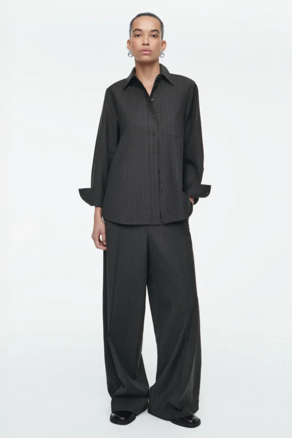 COS REGULAR PINSTRIPED WOOL WIDE-LEG PANTS DARK GRAY / PINSTRIPED Shop