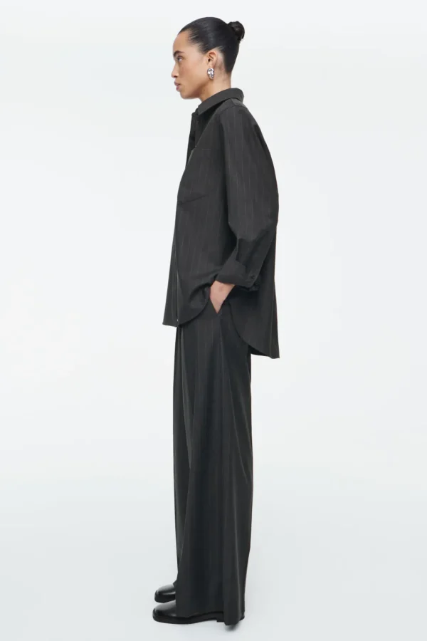 COS REGULAR PINSTRIPED WOOL WIDE-LEG PANTS DARK GRAY / PINSTRIPED Shop