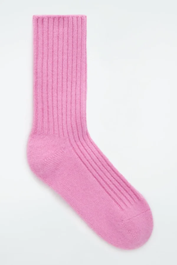 COS RIBBED CASHMERE SOCKS PINK Best