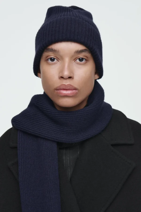 COS RIBBED WOOL AND CASHMERE BEANIE NAVY Best Sale