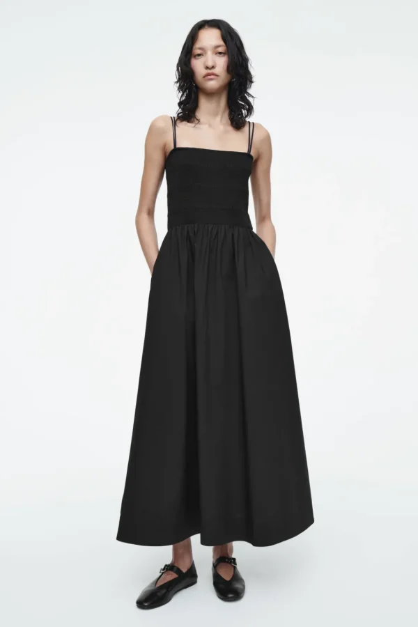 COS SHIRRED MIDI DRESS BLACK Fashion