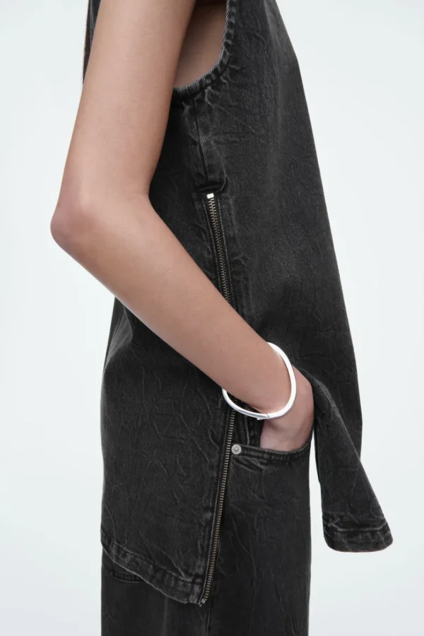 COS SLEEVELESS ZIP-UP DENIM TOP CRINKLED BLACK Sale