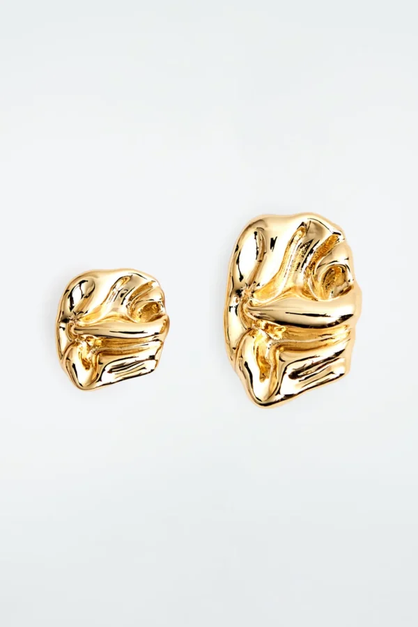 COS SMALL SCRUNCHED MISMATCHED EARRINGS GOLD Sale