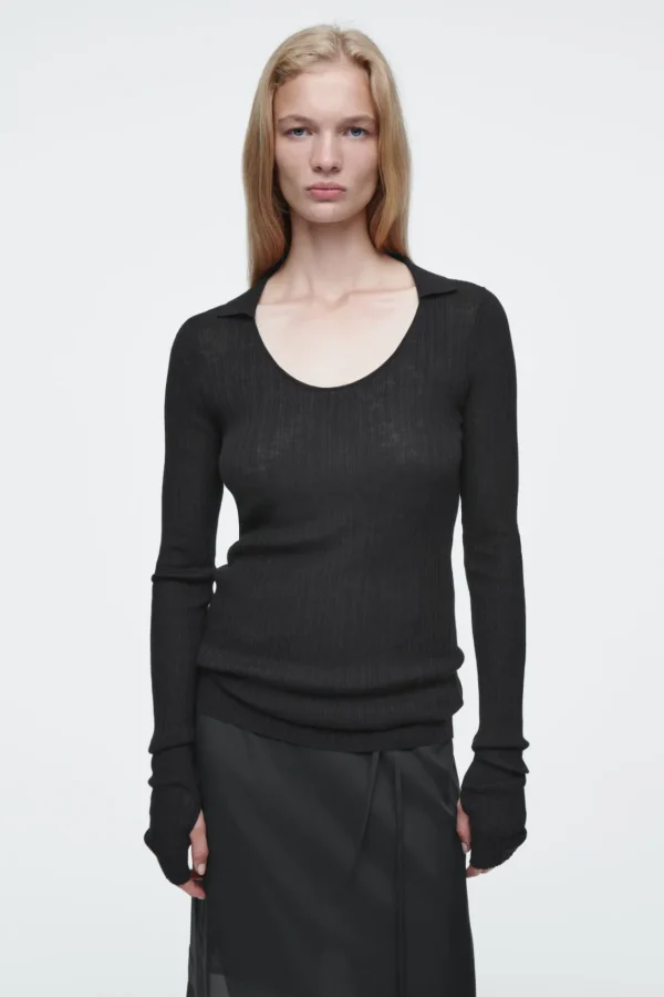 COS THE OPEN-COLLAR MERINO WOOL TOP CARBON Outlet