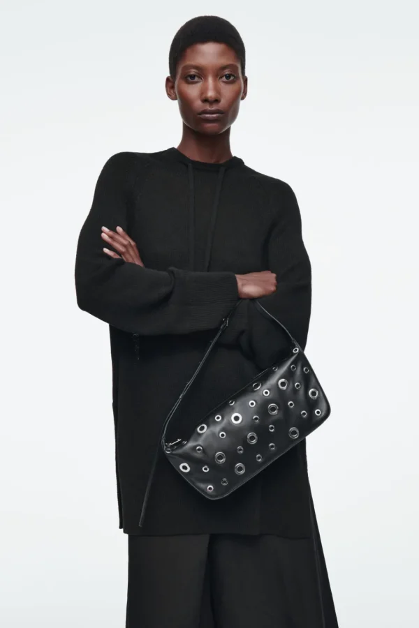 COS VALLEY EYELET SHOULDER BAG - LEATHER BLACK Outlet