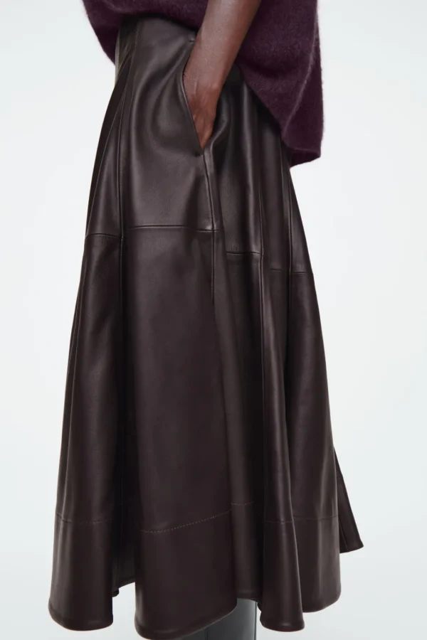 COS VOLUMINOUS A-LINE LEATHER MIDI SKIRT BORDEAUX Flash Sale