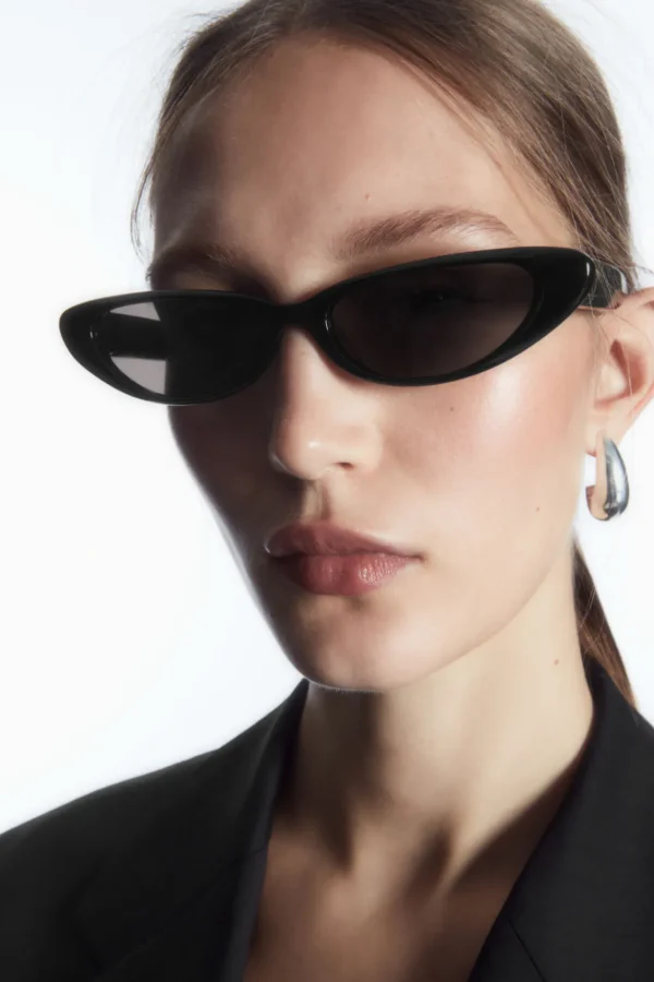 COS WING SUNGLASSES - CAT-EYE BLACK Outlet